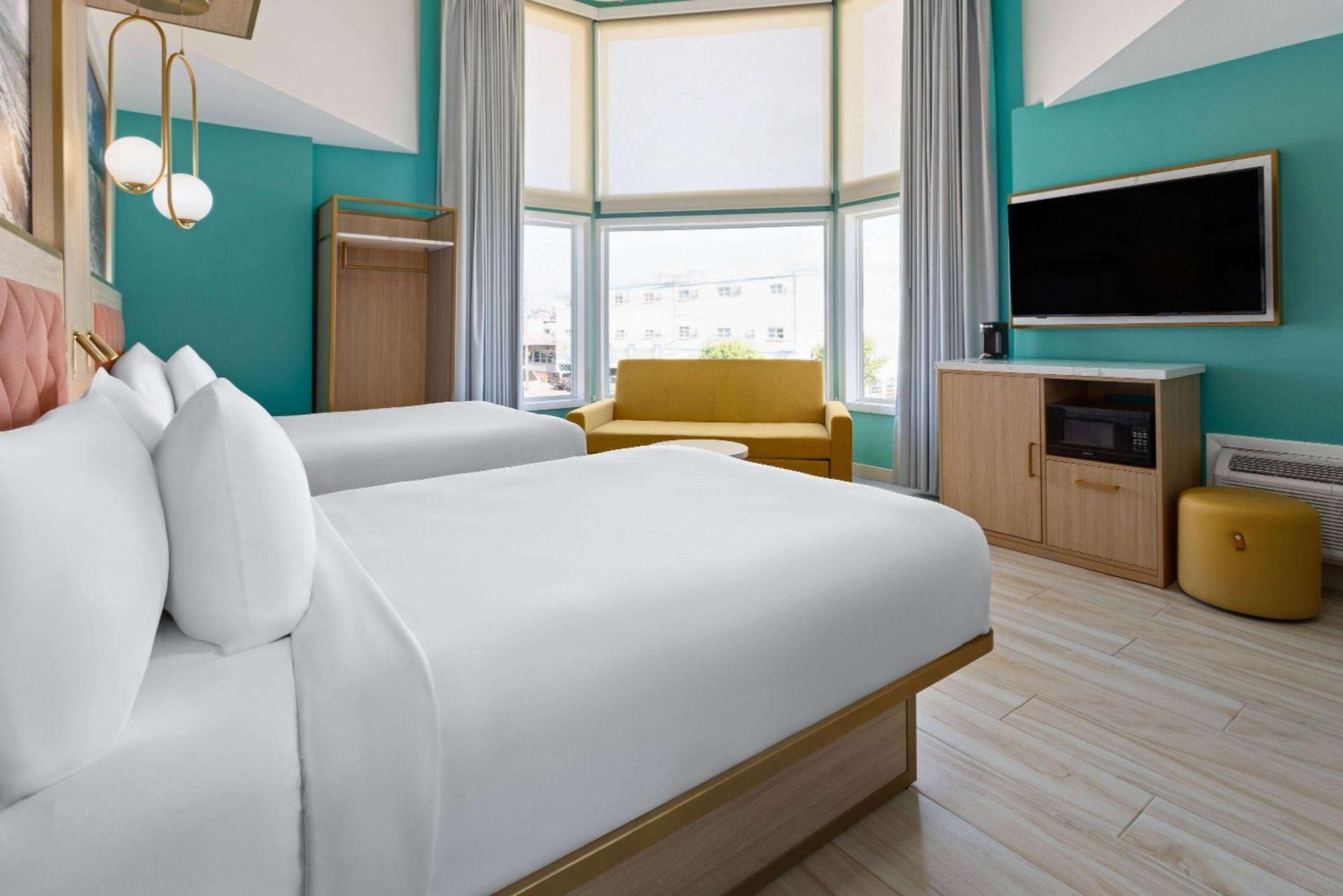 The Vibes Hotel, Trademark Collection By Wyndham Wildwood Exterior photo