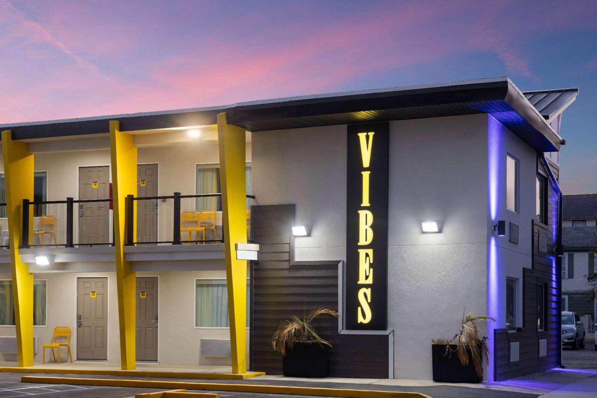 The Vibes Hotel, Trademark Collection By Wyndham Wildwood Exterior photo